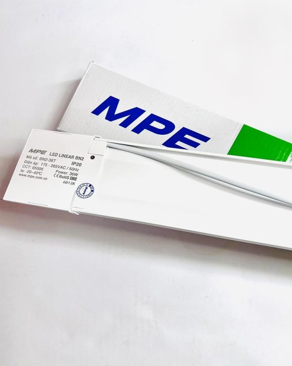 LED BÁN NGUYỆT MPE 0.6M 18W