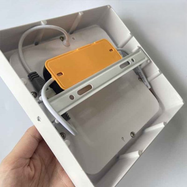Led nổi vuông 18W, 30K