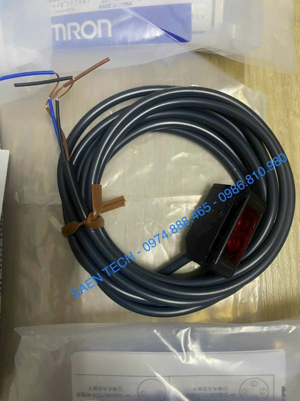 Cảm biến quang E3Z-LR61 2M Omron